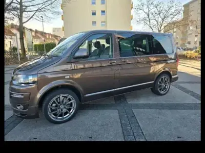 Używany VW T5 180 KM (132 kW) 2014 Brązowy Van