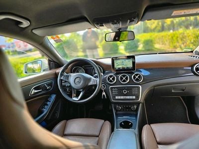 Mercedes CLA200