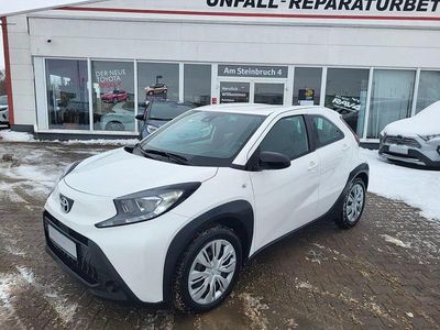Gebraucht Toyota Aygo X X-play 72 PS (52 kW) 2024 Weiß SUV