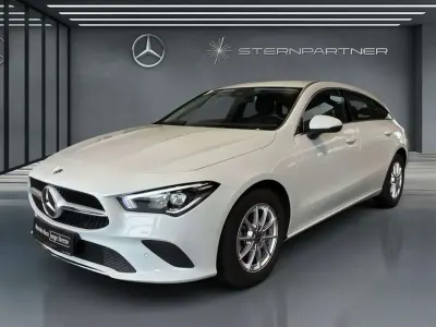 Gebraucht Mercedes CLA200 Progressive 150 PS (110 kW) 2022 Weiß Limousine