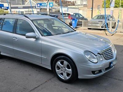 Mercedes E220