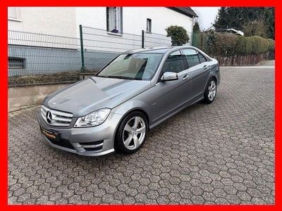 Gebraucht Mercedes C180 Sport 156 PS (114 kW) 2011 Palladiumsilber Limousine