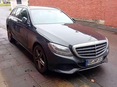 Schwarz Gebraucht 2016 Mercedes C220 Kombi | 15.900 € (Fairer Preis)