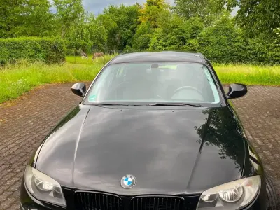 Gebraucht BMW 118 Performance 143 PS (105 kW) 2010 Schwarz Kleinwagen