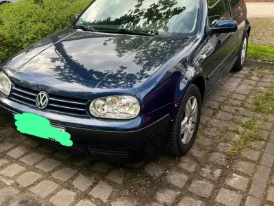 Gebraucht VW Golf 90 PS (66 kW) 2002 Blau Coupé