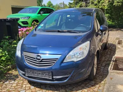 Używany Opel Meriva Active 110 KM (80 kW) 2013 Niebieski Minivan