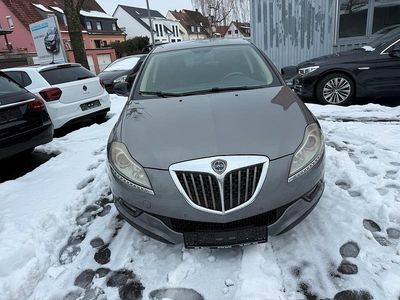 Silber Gebraucht 2010 Lancia Delta Kleinwagen | 1.999 € (Fairer Preis)