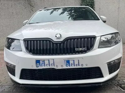 Gebraucht Skoda Octavia RS 184 PS (135 kW) 2014 Weiß Kombi
