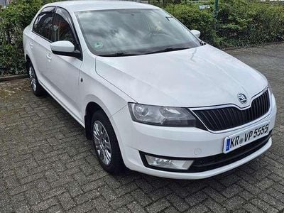 Usata Skoda Rapid Ambition 105 CV (77 kW) 2013 Utilitaria