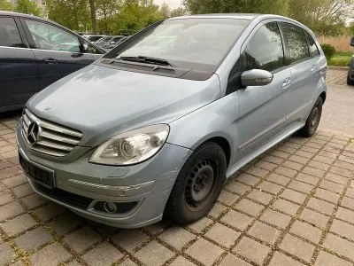 Używany Mercedes B170 116 KM (85 kW) 2006 Minivan