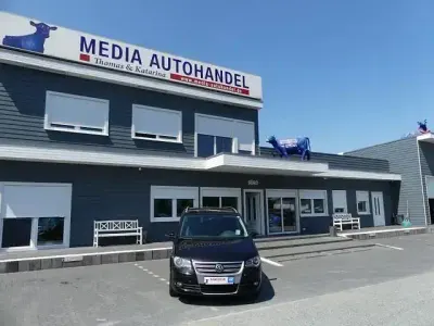 Gebraucht VW Touran Freestyle 140 PS (102 kW) 2010 Schwarz Van / Kleinbus