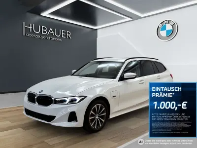 Gebraucht BMW 320 Sport Line 163 PS (119 kW) 2023 Weiß Kombi