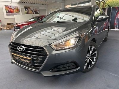 Gebraucht Hyundai i40 Classic 135 PS (99 kW) 2017 Grau Kombi