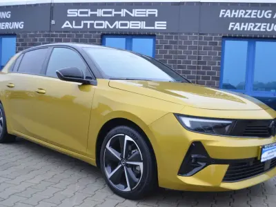 Gebraucht Opel Astra 131 PS (96 kW) 2024 Gelb Kleinwagen