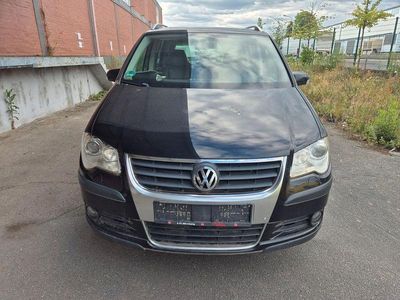 VW Touran Cross