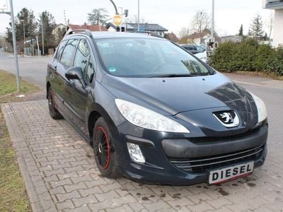 Grau Gebraucht 2010 Peugeot 308 Tendance Kombi | 4.790 € (Etwas zu teuer)