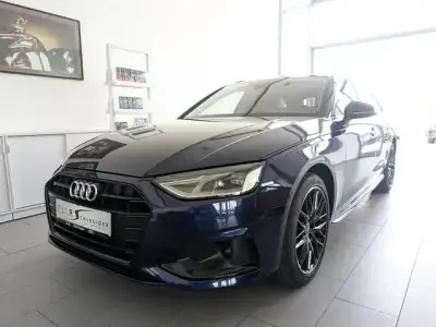 Gebraucht Audi A4 Advanced 163 PS (119 kW) 2023 Blau Kombi