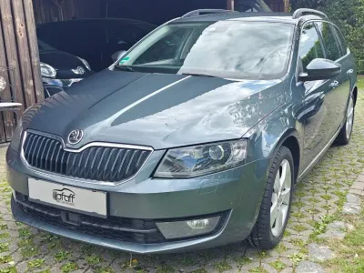 Używany Skoda Octavia Elegance 150 KM (110 kW) 2015 Szary Kombi