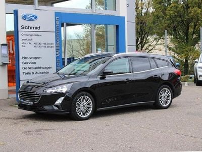 Gebraucht Ford Focus Titanium 150 PS (110 kW) 2019 Obsidianschwarz metallic (metallic) Kombi