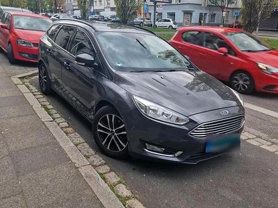 Second-hand Ford Focus 120 CP (88 kW) 2015 Gri Break