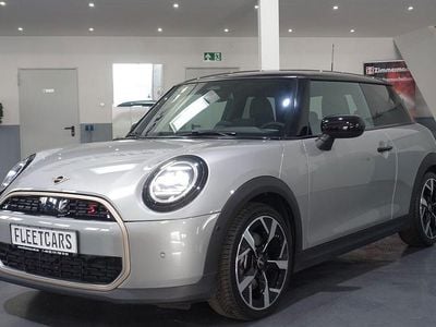 Gebraucht Mini Cooper S Favoured 204 PS (150 kW) 2024 Silber Kleinwagen