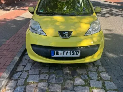 Gebraucht Peugeot 107 67 PS (49 kW) 2007 Gelb Kleinwagen