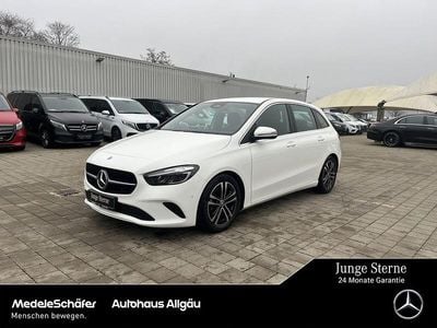 Unilack polarweiß Gebraucht 2024 Mercedes B200 Advanced Van / Kleinbus | 29.460 € (Guter Preis)