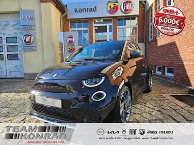 Neu Abarth 500 Turismo 114 kW (155 PS) 2026 Schwarz Limousine