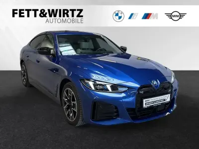 Begagnad BMW i4 M Sport 442 kW (601 HK) 2025 Blå Sedan