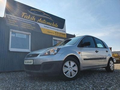 Gebraucht Ford Fiesta Ambiente 69 PS (50 kW) 2006 Silber Kleinwagen