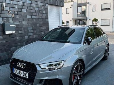 Gebraucht Audi RS3 Comfort 400 PS (294 kW) 2018 Grau Limousine
