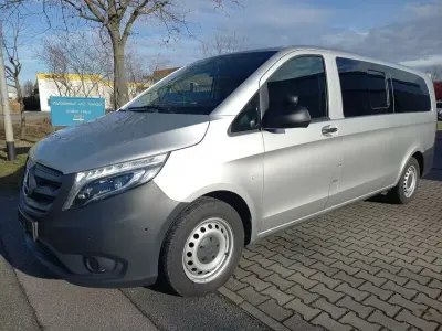 Gebraucht Mercedes Vito 163 PS (119 kW) 2020 Brilliantsilber Van