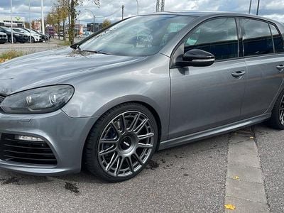 Grau Gebraucht 2011 VW Golf R Limousine | 12.990 €