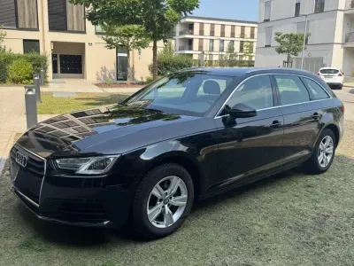 Gebraucht Audi A4 Comfort 150 PS (110 kW) 2016 Schwarz Kombi
