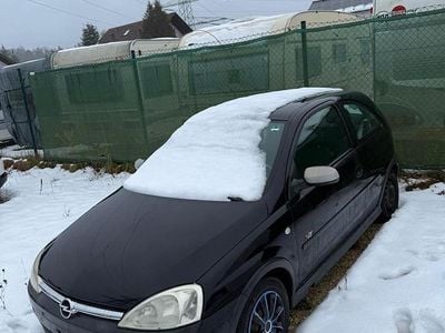Schwarz Gebraucht 2003 Opel Corsa Kleinwagen | 350 € (Guter Preis)