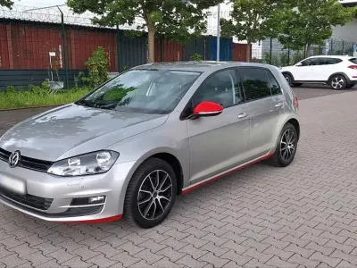 Gebraucht VW Golf VII 122 PS (89 kW) 2013 Limousine