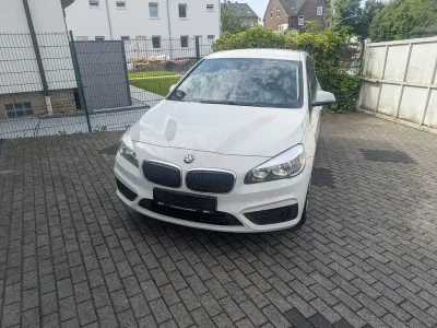 Gebraucht BMW 216 Gran Tourer 116 PS (85 kW) 2016 Weiß Van / Kleinbus