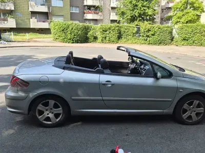 Gebraucht Peugeot 307 CC Tendance 136 PS (100 kW) 2005 Silber Cabrio