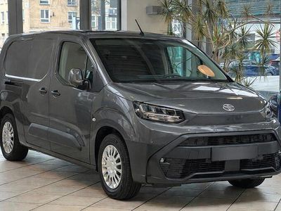 Neu Toyota Proace City City 100 kW (136 PS) 2026 Grau metallic Van / Kleinbus