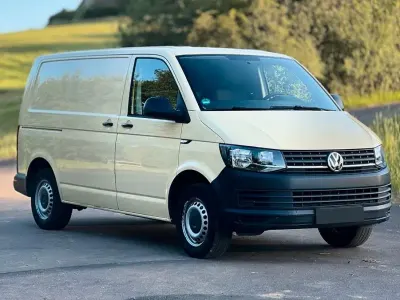 Gebraucht VW Transporter 84 PS (61 kW) 2017 Beige Van