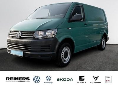 Gebraucht VW Transporter 102 PS (75 kW) 2019 Grün Van