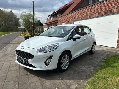 Second-hand Ford Fiesta Cool & Connect 86 CP (63 kW) 2020 Alb Hatchback