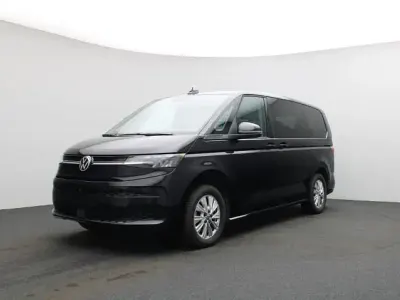 Gebraucht VW Multivan Life 150 PS (110 kW) 2025 Schwarz Van / Kleinbus