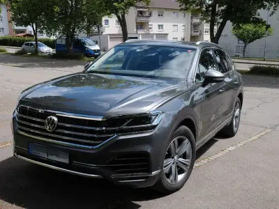 Gebraucht VW Touareg 286 PS (210 kW) 2019 Grau SUV