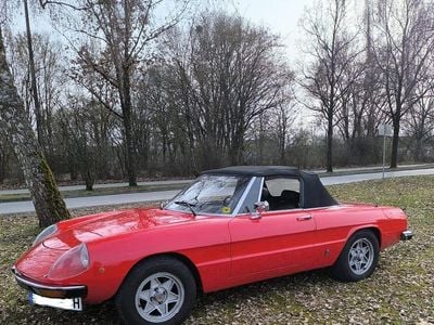 Gebraucht Alfa Romeo Spider 103 PS (75 kW) 1976 Rot Cabrio