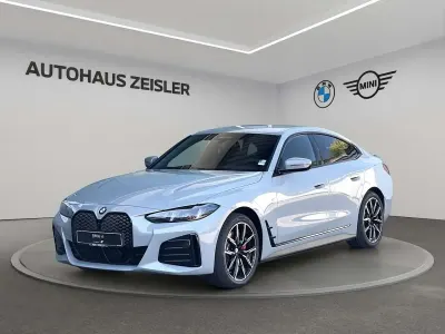 Neu BMW i4 M Sport 294 kW (401 PS) 2025 M brooklyn grau Limousine