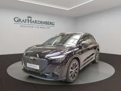 Gebraucht Audi e-tron S-Line 210 kW (286 PS) 2025 Mythosschwarz metallic SUV