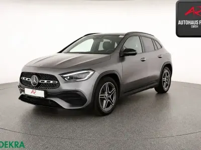 Gebraucht Mercedes GLA200 AMG 150 PS (110 kW) 2023 Grau SUV