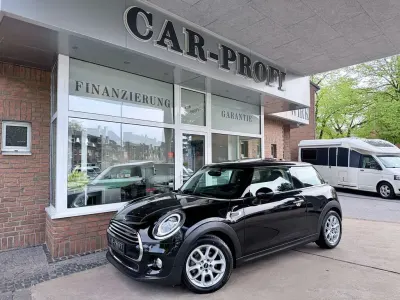 Używany Mini Cooper 136 KM (100 kW) 2018 Czarny Hatchback