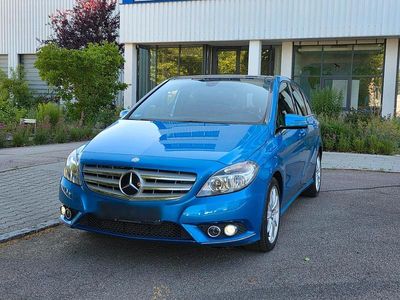 Mercedes B220